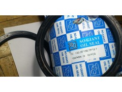 适用轴径127mm~254mm的英制尺寸油封